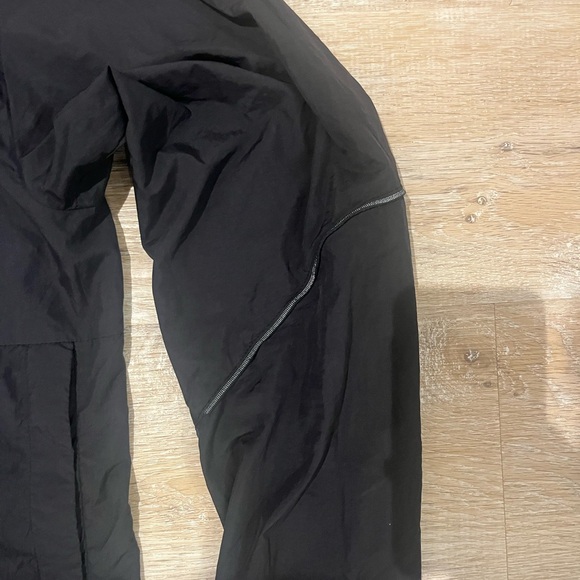 New Balance running jacket - Picture 4 of 7